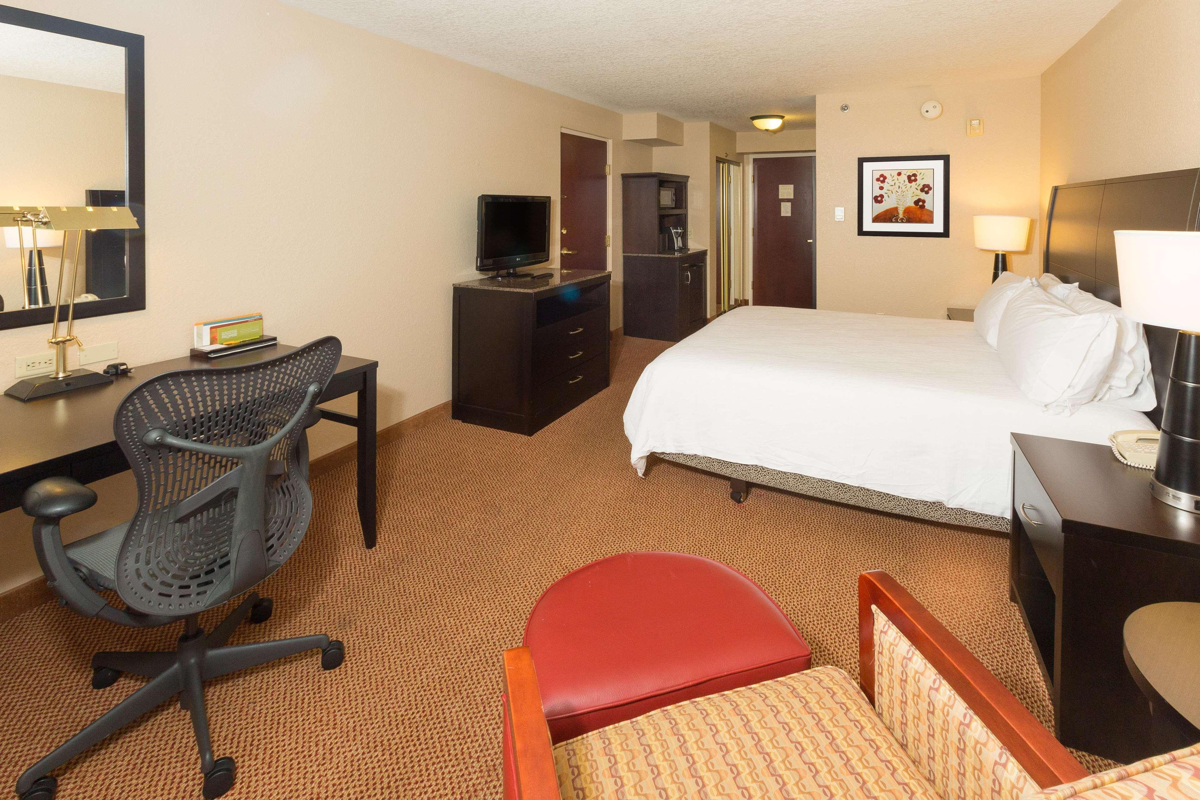 Hilton Garden Inn Daytona Beach Airport Bagian luar foto