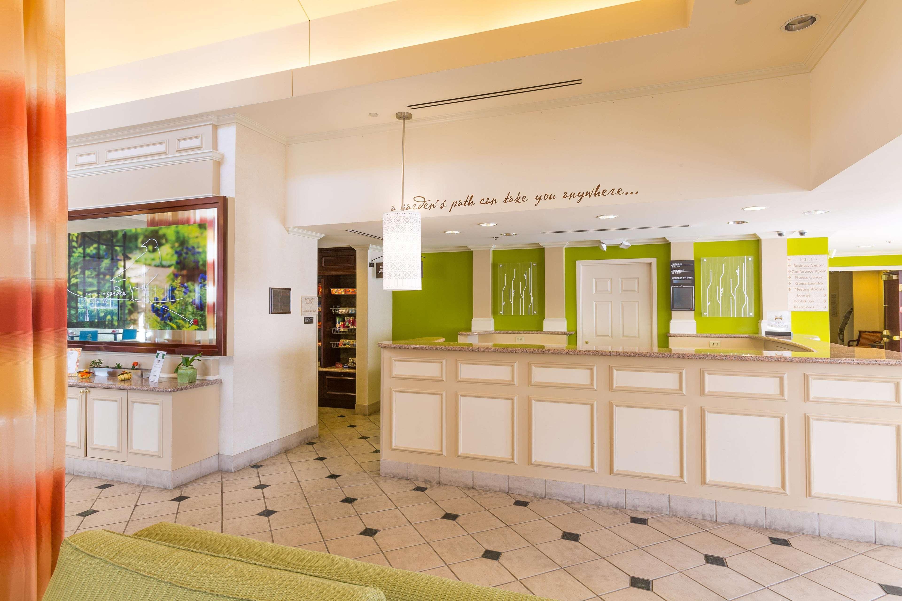 Hilton Garden Inn Daytona Beach Airport Bagian luar foto