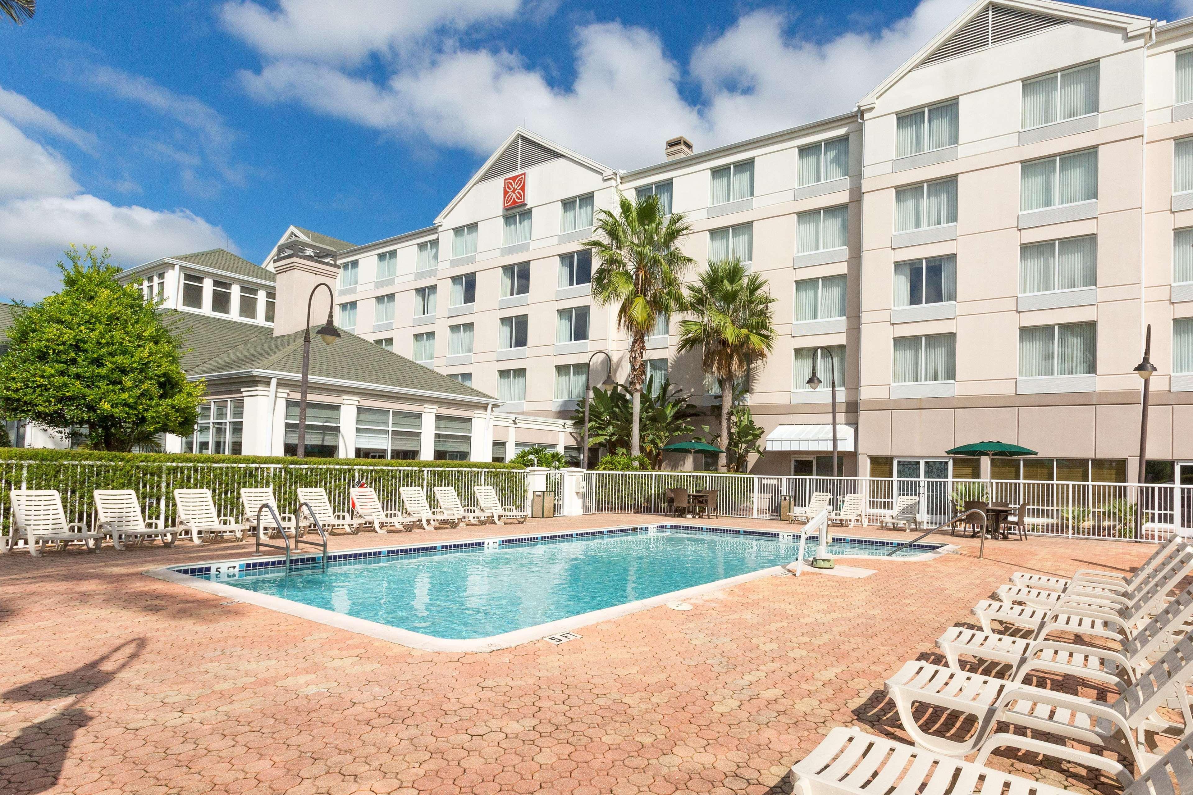Hilton Garden Inn Daytona Beach Airport Bagian luar foto
