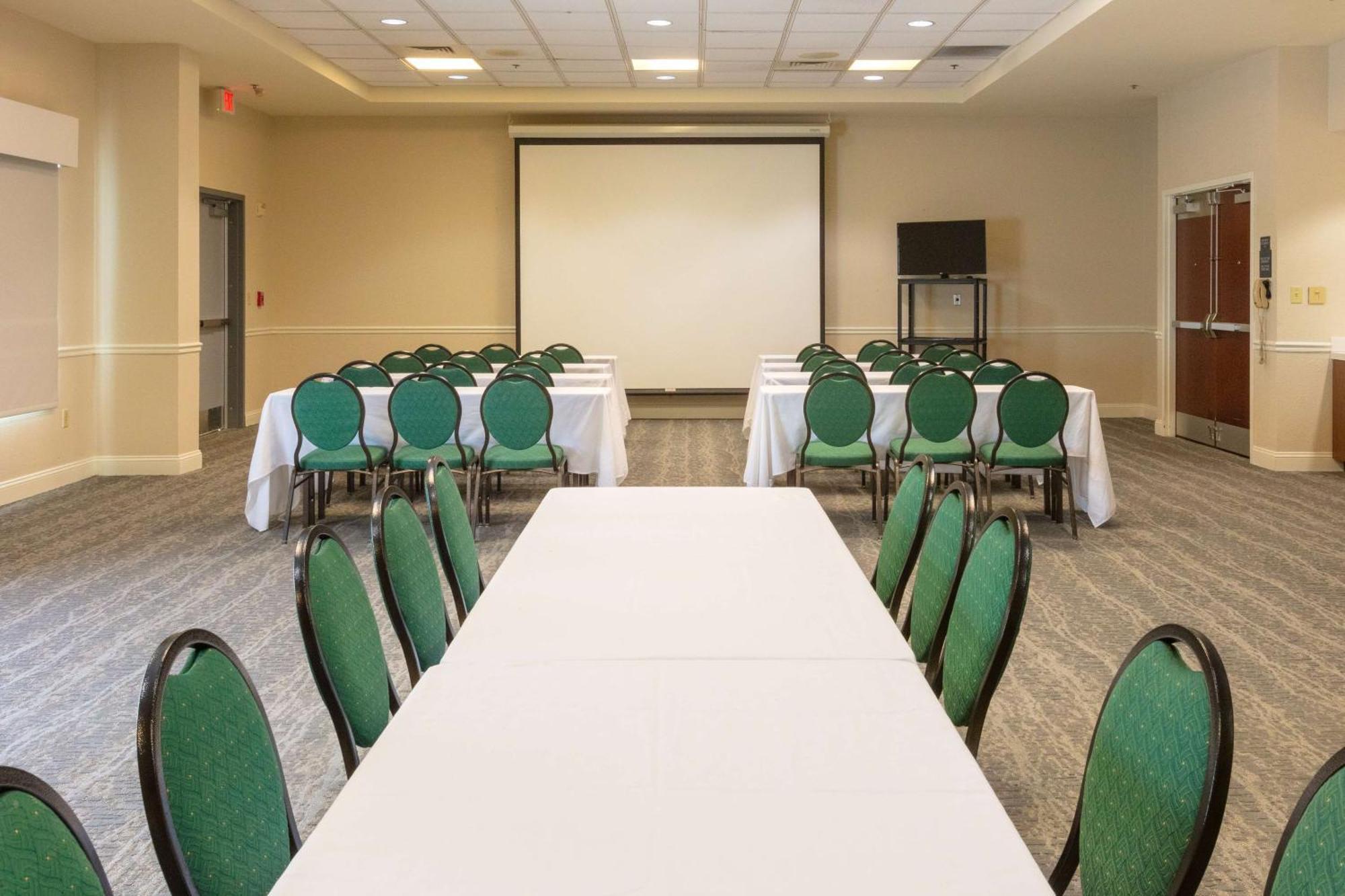 Hilton Garden Inn Daytona Beach Airport Bagian luar foto
