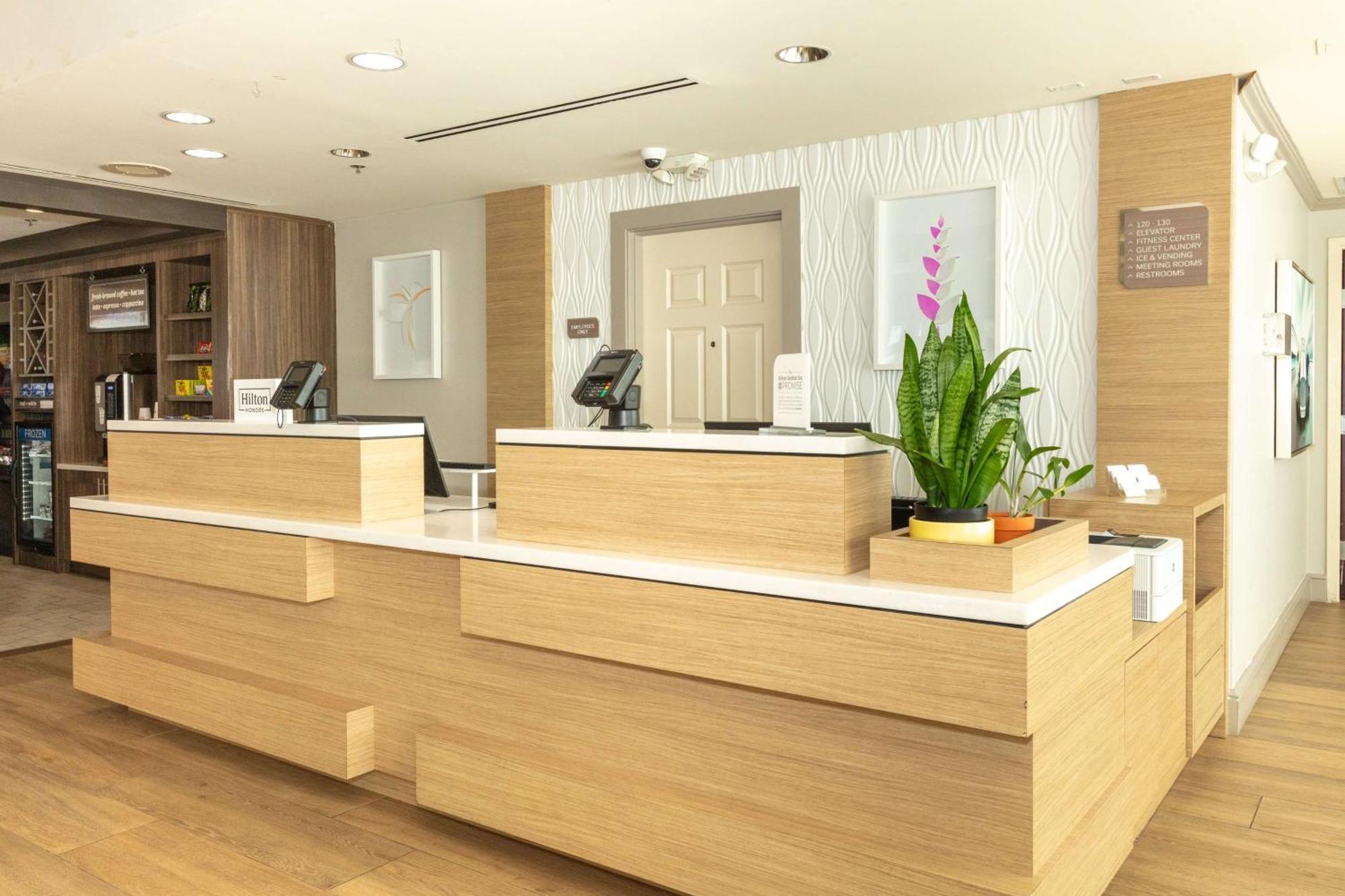 Hilton Garden Inn Daytona Beach Airport Bagian luar foto